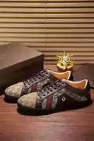 baskets unisexe gucci zapatos side logo beige